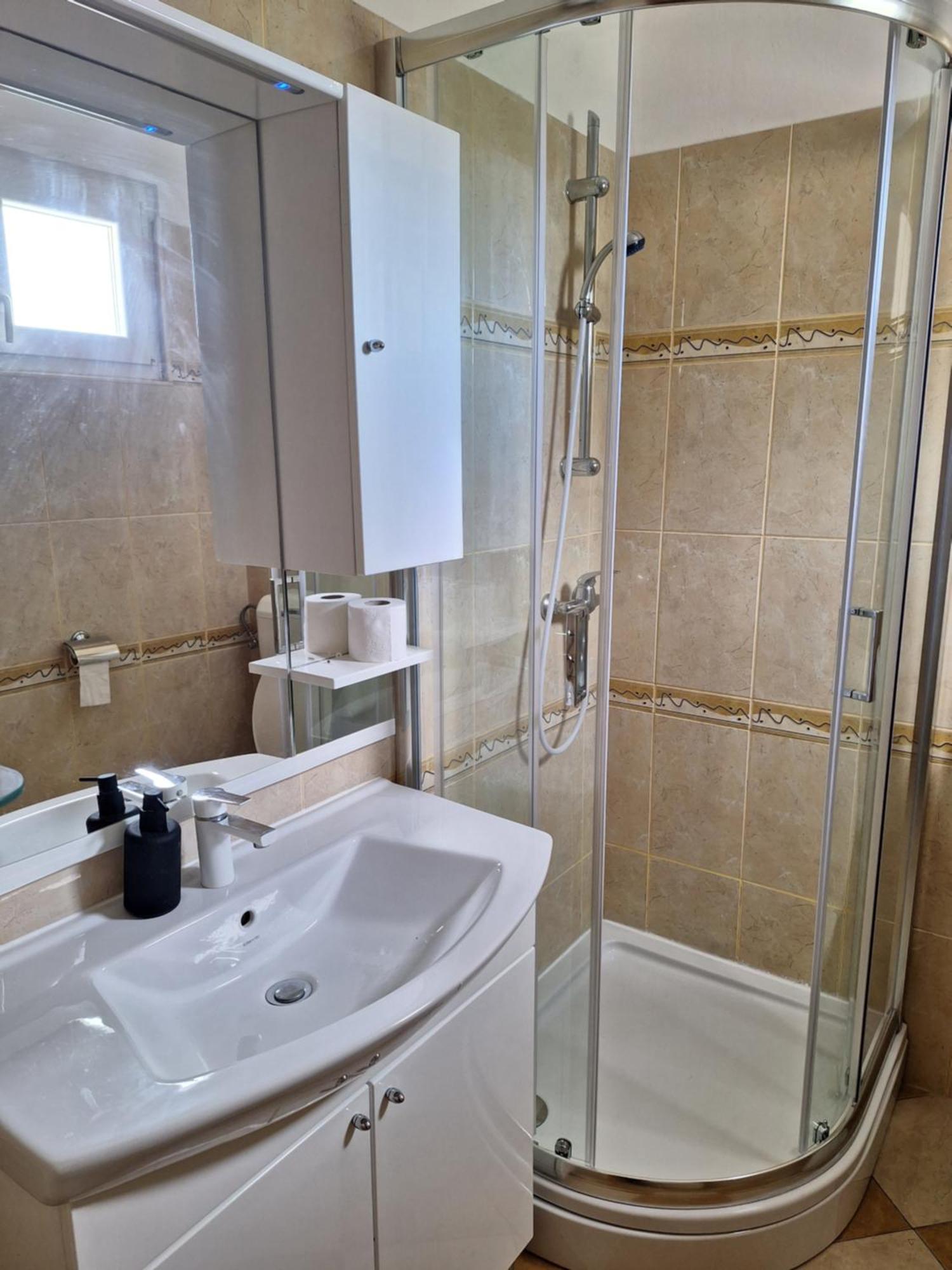 Apartments Gojka Miocevic Biograd Na Moru Exterior photo